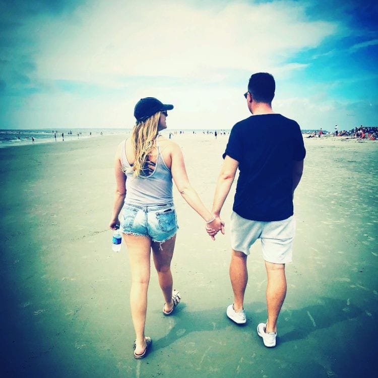 Husband and Wife Couple Walking On the Beach | FurloughedFoodie.com