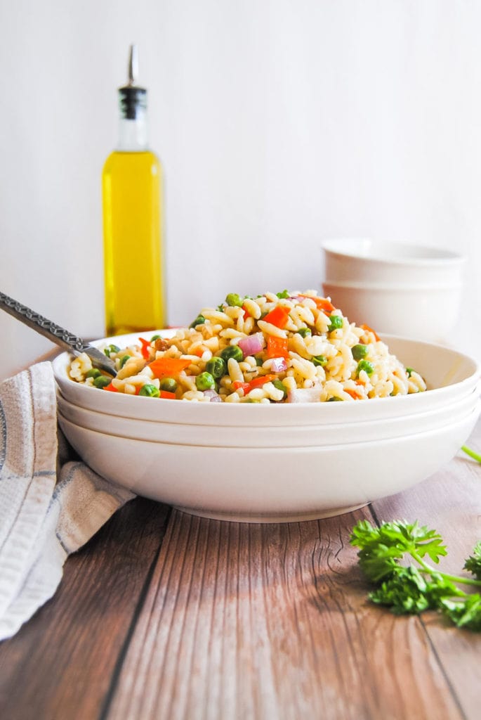 close up of vegetable orzo pasta salad