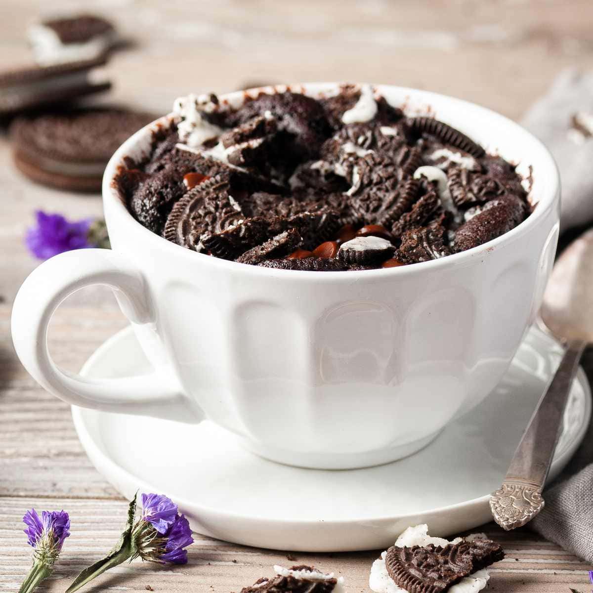 chocolate oreo mug cake recipe card image