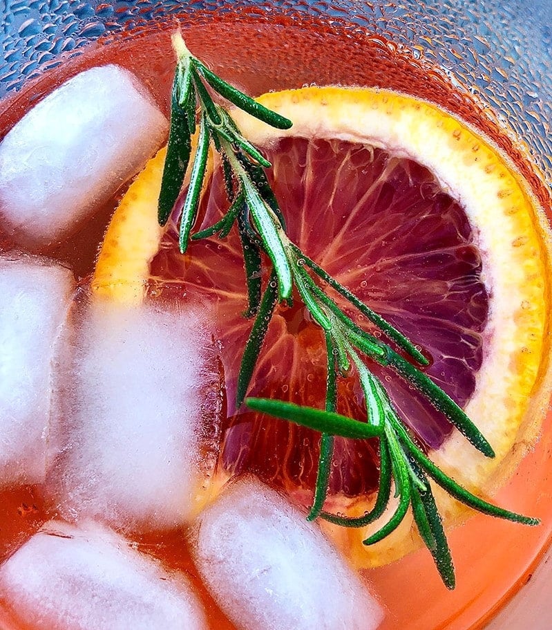 Aperol Cocktails You Need To Try - Classic Spritz by Eat Like You're On Vacation
