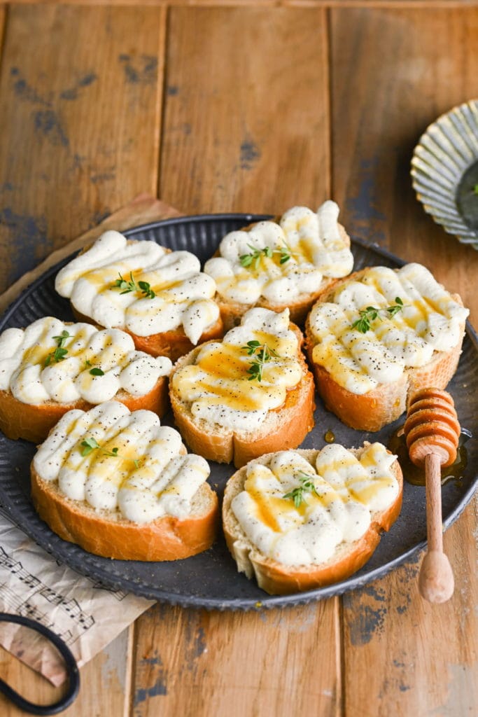 whipped ricotta crostini with honey and fresh thyme
