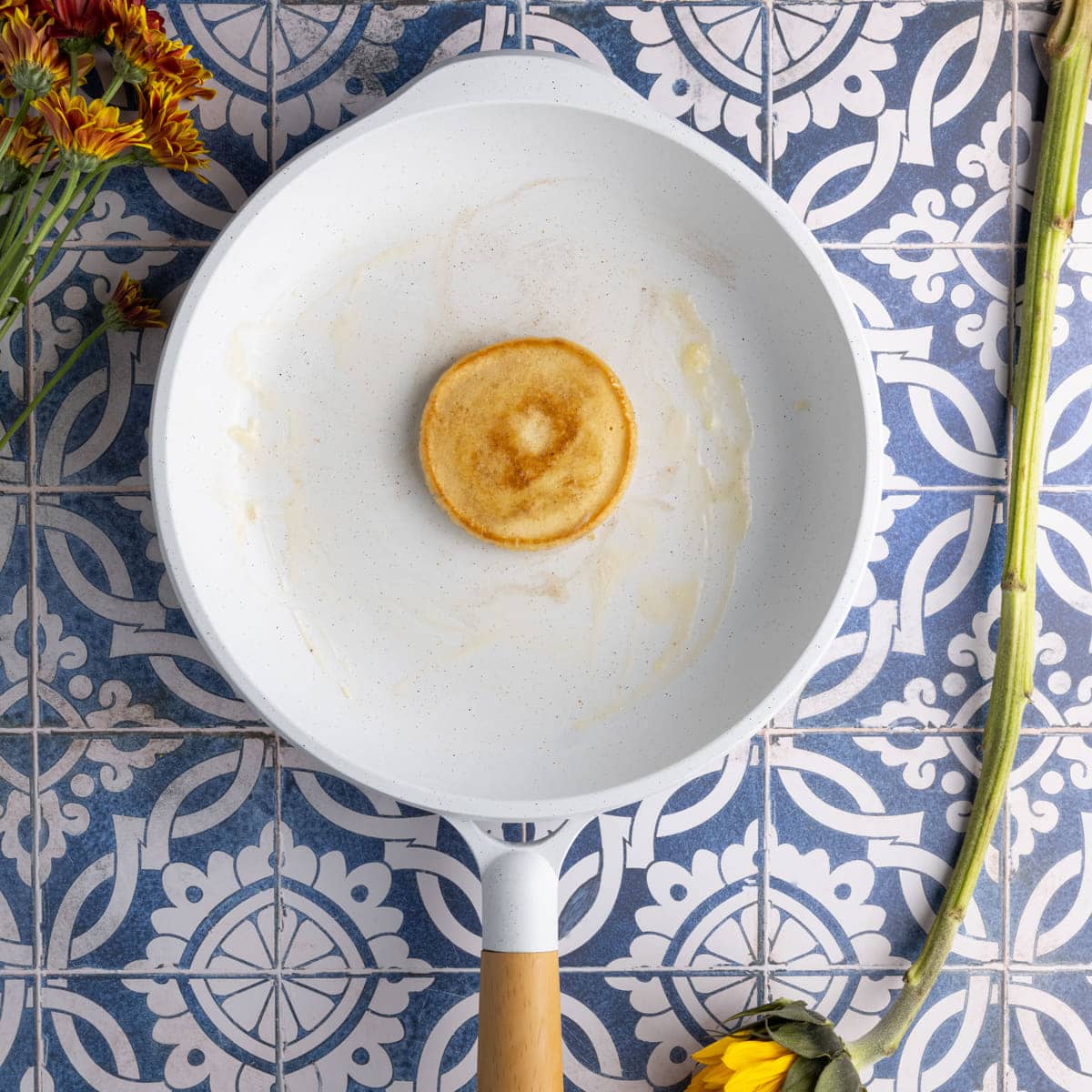 20-minute-no-milk-pancakes-marley-s-menu