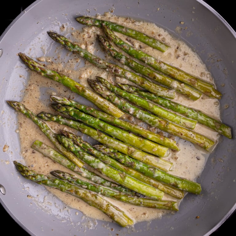 Reducing cream and asparagus