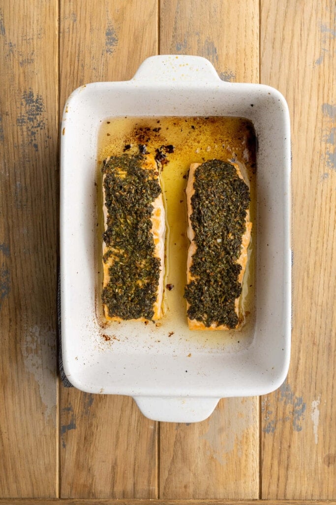 Salmon just baked with Chimichurri