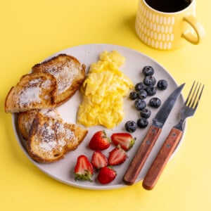 Soft scramble served with toast and fruit