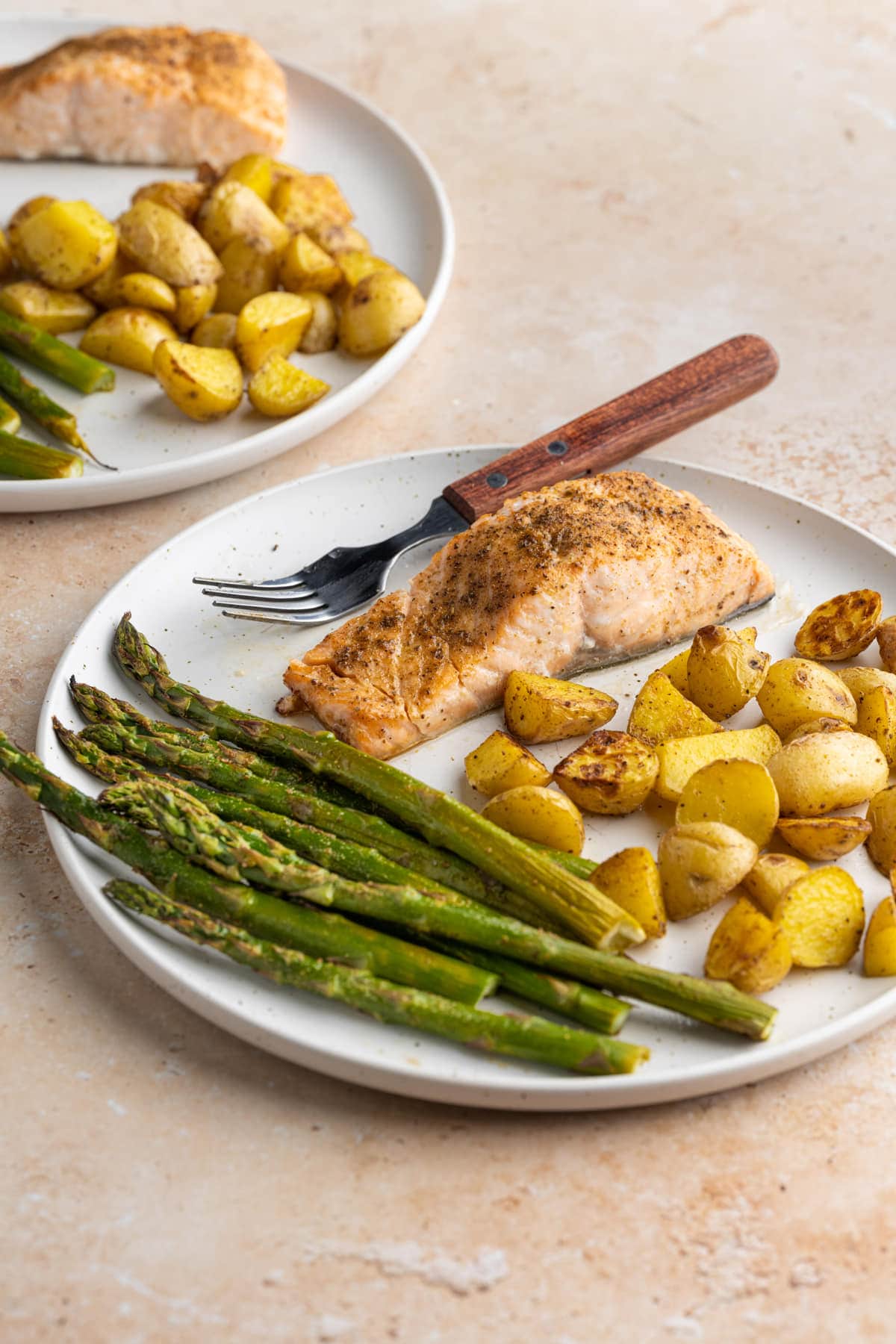 Simple dinner plate with salmon asparagus and potatoes
