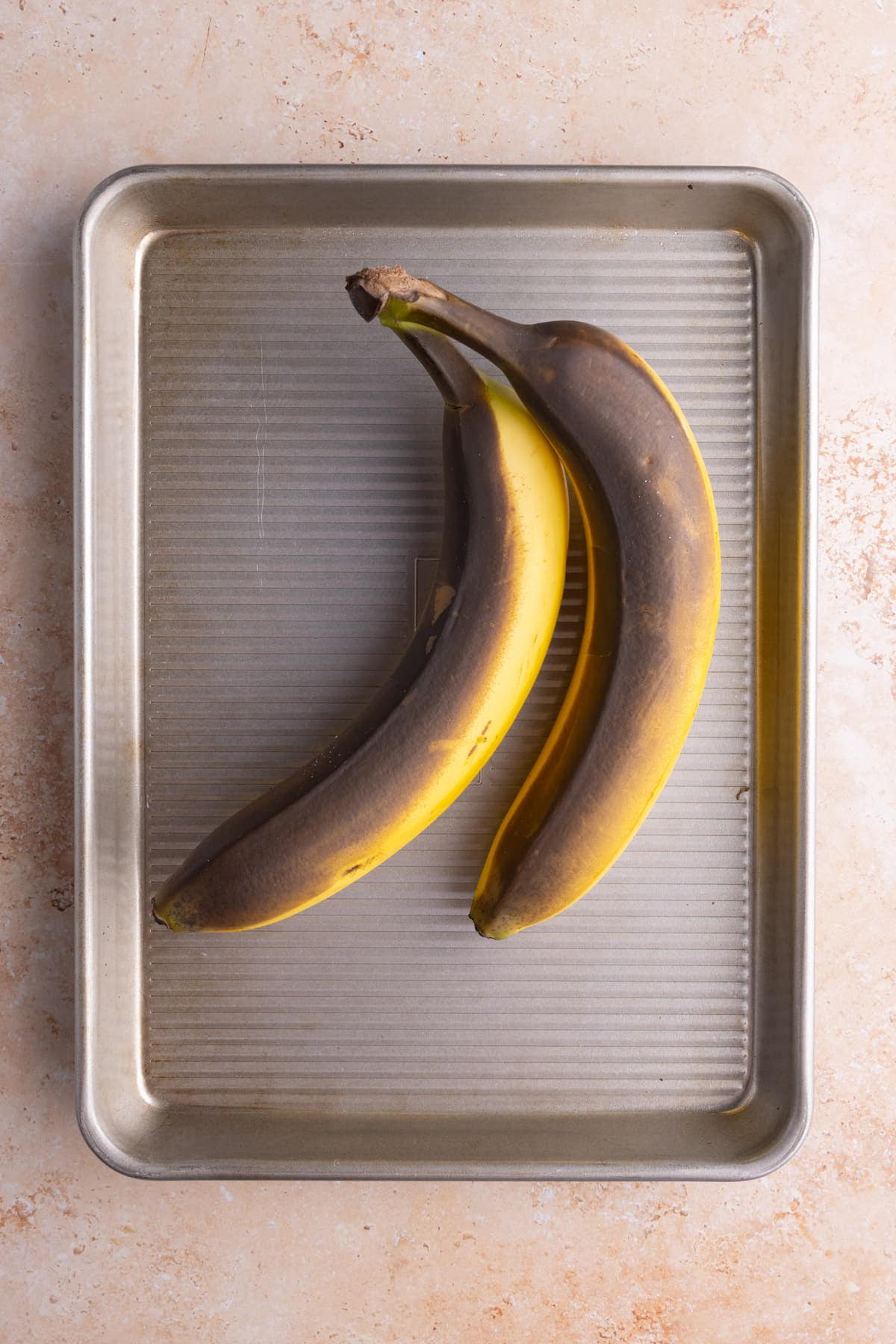 Ripening bananas in the oven as it preheats