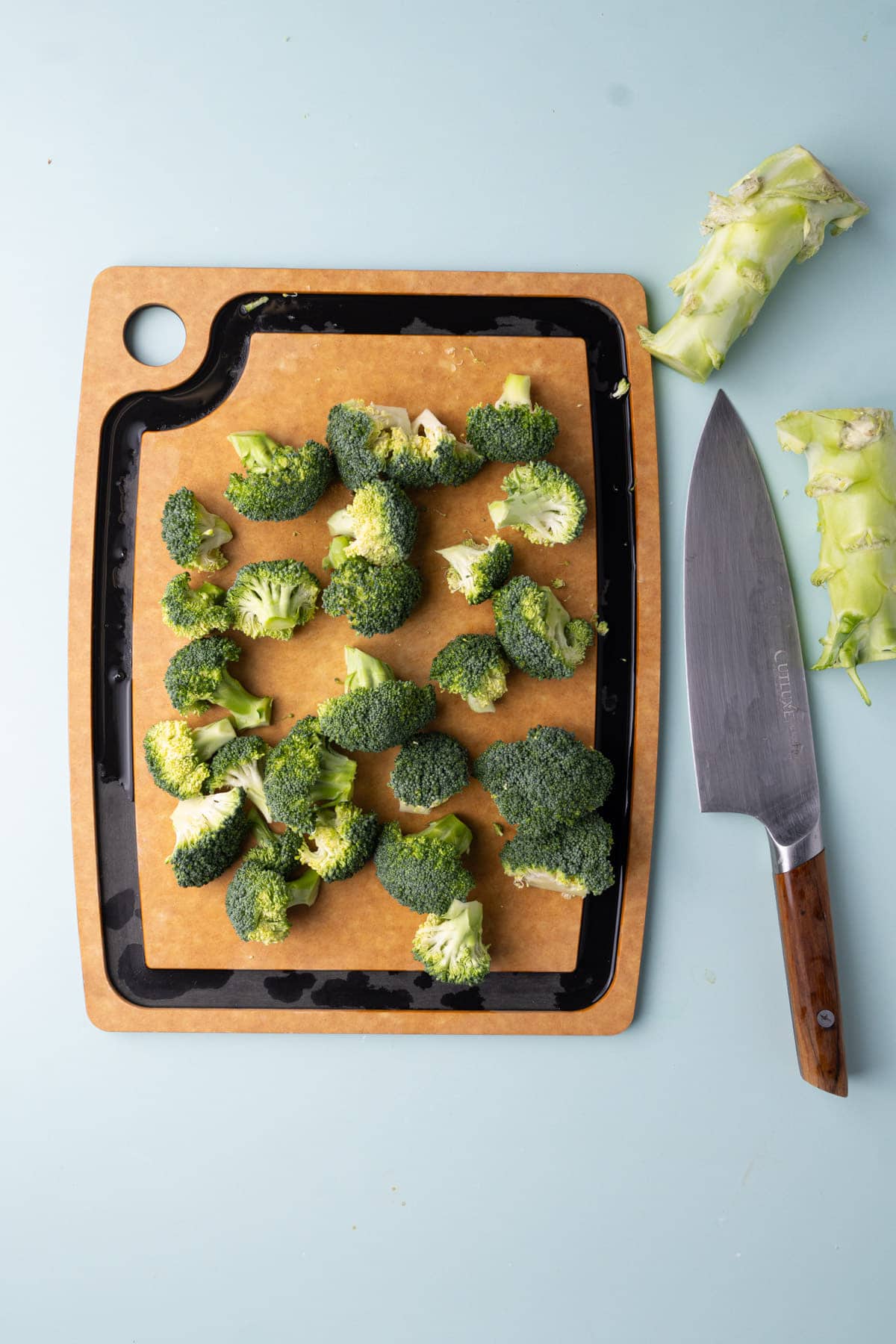 Broccoli cut off the stem into bite-sized pieces. 