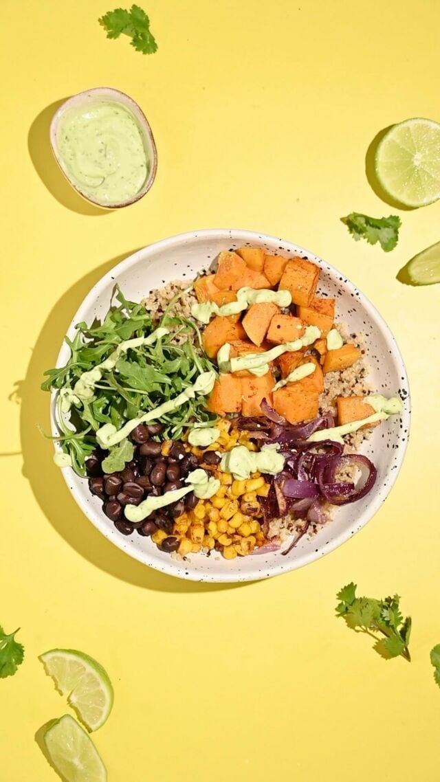 Looking for a hearty and healthful meal that’s packed with protein? This vibrant Sweet Potato Quinoa Bowl with Avocado Crema is absolutely loaded with flavor between the natural sweetness from the sweet potato and corn, citrus from the avocado crema, and subtle spice from the taco seasoning on the roasted veggies.
#quinoabowl #sweetpotato #sweetpotatoes #veganbowl #veganlunch #vegandinner #healthybowl #eattherainbow #avocadosauce