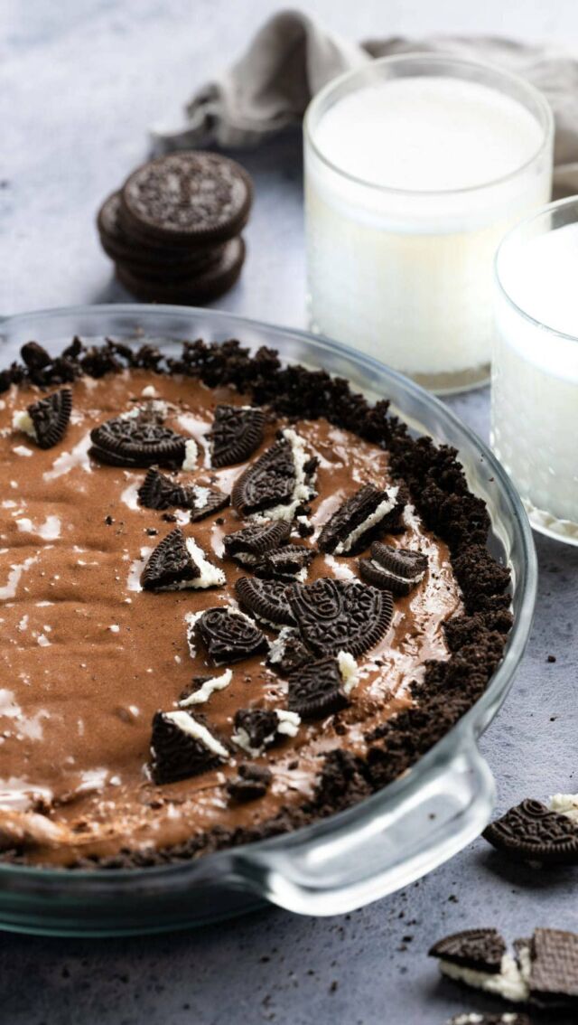 This No-Bake Rich Vegan Chocolate Pie with Aquafaba is a sustainable alternative to a classic mousse-filled pie with a cookies-n-cream crust with a rich chocolate taste and creamy mousse-like texture.

Ingredients
Oreo Crust
🍫24 Oreos (24 Oreos usually = 2 sleeves)
🍫5 tablespoons vegan butter
Chocolate Mousse Filling
🍫10 ounces vegan dark chocolate chips
🍫¾ cup aquafaba (water from 1 can chickpeas)
🍫1 teaspoon cream of tartar
🍫½ cup powdered sugar

Method
Crust
🍫In a small microwave-safe bowl, melt butter in the microwave on high in 20-second intervals until completely liquefied.
🍫Add the Oreos to a food processor and blend until they turn into fine dust. Then, add the melted butter and blend again until combined.
🍫Use your hands to press the Oreo and butter mixture into a 9-inch pie dish, using your thumb and forefinger to pinch the crust up the sides. Set aside to make the filling.
Mousse Filling
🍫Melt the chocolate over a double boiler and set aside to cool.
🍫In a large mixing bowl, use a hand mixer to whip aquafaba until foamy and white.
Add the cream of tartar and whip again until it thickens, and peaks start to form (this may take up to 5 minutes).
🍫Add the powdered sugar and whip one last time until stiff peaks form.
🍫Fold the whipped aquafaba into the melted chocolate, using a spatula to gently mix from the bottom of the bowl to the top, in a smooth, circular motion until completely integrated. Be careful not to overmix, you want a light and airy mousse-like pie filling.
🍫Pour your filling into your pie crust and use a spatula to spread it evenly. Serve immediately or store in the refrigerator until ready to enjoy.
#veganmousse #aquafaba #chocolatepie #nobakepie #oreocrust #nobake #vegandessert