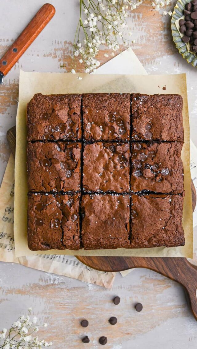 Have you tried my VIRAL (3.7 million!) Condensed Milk Brownies yet?! They’re extra chocolatey and fudgy, with a thick, moist, and chewy texture. Plus, they’re easy to whip up!

Ingredients

🍫14 ounces sweetened condensed milk (1 small can)
🍫 ¼ cup unsalted butter, softened
🍫 ¾ cup granulated sugar
🍫 2 teaspoons vanilla extract
🍫 2 large eggs
🍫 ½ cup all-purpose flour
🍫 ½ cup unsweetened cocoa powder (I used dark)
🍫 ¼ teaspoon salt
🍫 1 cup chocolate chips (dark or semi-sweet)
🍫 1 pinch sea salt on top (optional)

Method

🍫 Preheat your oven to 350°F and line a 9x9-inch square pan with parchment paper.
🍫 In a large mixing bowl, use a hand mixer on high to cream together sweetened condensed milk, butter, and sugar until thick and smooth (about 3-5 minutes).
🍫 Add the eggs and vanilla extract and mix again to combine. 🍫 Next, add the flour, cocoa powder, and salt and mix again until there are no visible clumps. 🍫 Transfer batter to your lined pan and pour chocolate chips on top.  🍫 Bake for 35-45 minutes and allow to cool completely before slicing and peeling away from parchment paper. Sprinkle on a pinch of salt (optional).
#condensedmilk #bestbrownies #fudgybrownies #brownierecipe #bakefromscratch  #bakingbrownies