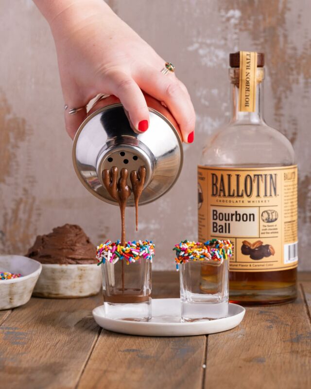 Bourbon 👏 Cupcake 👏 Shots 👏 my 3 favorite words in one sentence! 🍫🥃 And what better reason to whip up these celebration-worthy delicacies than the arrival of Spring🌻?! 

I’ve partnered with @BallotinWhiskey to welcome Spring with the best way to use leftover chocolate frosting— Bourbon Ball Cupcake shots! #BallotinPartner #For21+ 

Ballotin mixes 3-year old barrel-aged whiskey with all-natural ingredients to bring you a balanced mix of warm whiskey notes and deliciously indulgent flavors. It’s absolutely delectable on its own, or can be used to make decadent, celebration-worthy libations, like these dessert-inspired shooters. 

Grab the full recipe below:
#BallotinChocolateWhiskey🍫🥃 #LiveDeliciously

Bourbon Ball Cupcake Shooters (makes 4 shots):
-4 ounces @BallotinWhiskey Bourbon Ball
-½ cup chocolate frosting + more for rim (I used buttercream)
-2 tablespoons rainbow sprinkles for the rim

Method:
-Dunk the rims of 4 shot glasses into the frosting and then roll them in rainbow sprinkles. 
-Make sure your frosting is at room temperature. Add it to a cocktail shaker with your Ballotin Bourbon Ball. Shake vigorously. Strain and add to the prepped shot glasses. Enjoy!