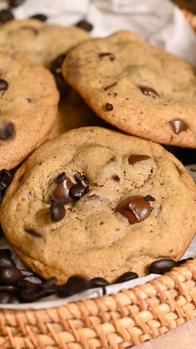 These Chewy Chocolate Chip Coffee Cookies take your favorite classic cookie to the next level with espresso powder for a jolt of flavor and caffeine! Just one bowl and less than 30 minutes required!

Ingredients
-½ cup softened unsalted butter (½ cup butter = 1 stick)
-1 cup light brown sugar
-1 tablespoon vanilla extract
-1 large egg
-1 ¾ cup all-purpose flour
-1 tablespoon espresso powder (use Cafe Bustelo for strongest flavor)
-¼ teaspoon table salt
-½ teaspoon baking soda
-1 cup chocolate chips (dark or semi-sweet)

Method
-Preheat your oven to 350°F and line two large baking sheets with parchment paper or a reusable baking mat.
-To a large mixing bowl, add softened butter, brown sugar and vanilla extract. Use a hand mixer on high to cream together until light and smooth (about 2-3 minutes).
-Add the egg and use your hand mixer on low to combine.
-Add the flour, espresso powder, salt, and baking soda and mix to combine, careful not to overbeat. Use a spatula to scrape any flour off the sides of the bowl and integrate it into your dough.
-Add the chocolate chips to your dough and use a rubber spatula to fold to combine.
-Use a large cookie scoop or 2 heaping tablespoons of dough to form your cookies, adding them to the prepped baking sheets. Leave at least an inch of space in between each cookie for minor spreading.
-Bake for 12-14 minutes on the top rack. It’s okay if they are slightly underdone. Allow them to cool on the baking sheet. Enjoy!