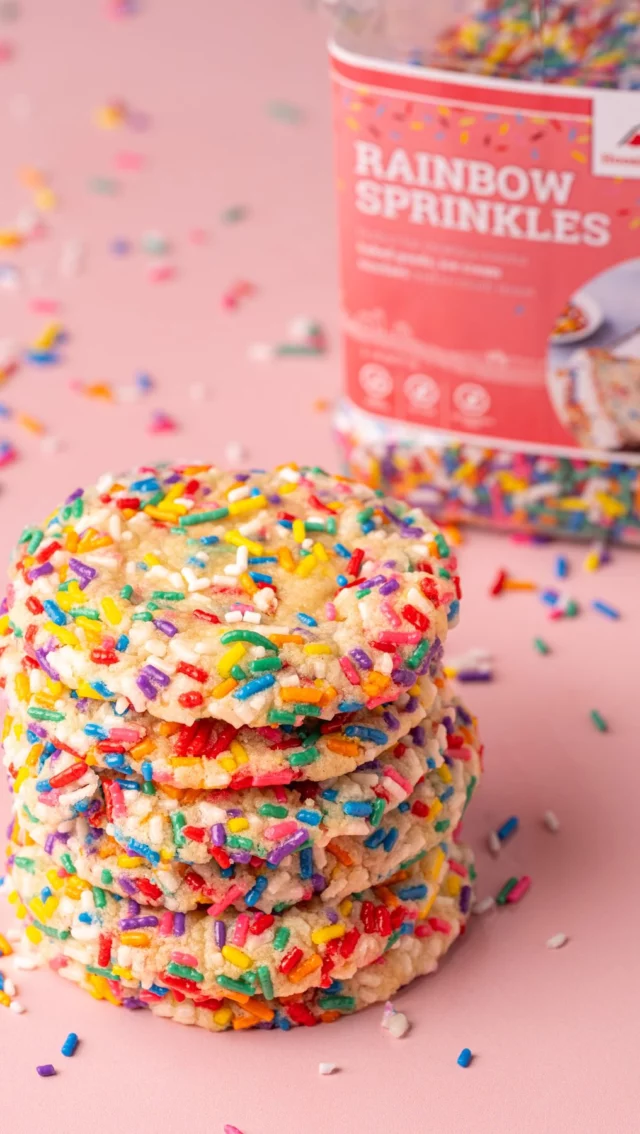 My new sweet treat obsession? These easy, colorful, chewy, and delicious Sprinkles Sugar Cookies! This recipe uses high-quality @hoosierhill_farm rainbow sprinkles to bring the flavor & fun, requires just 8 ingredients and no chilling time for the perfect cookies in just 20 minutes!  #hoosierhillfarm has been producing wholesome products with big flavor ingredients for over 20 years. I trust their sprinkles because the vibrant color doesn’t bleed into the dough, they hold their shape while baking, AND the flavor is prevalent but not too sweet! They are the star of these nostalgic and totally kid-approved cookies (my 5-year-old is in love!). Grab the full recipe below:

Sprinkles Sugar Cookies
-½ cup unsalted butter, softened
-¾ cup granulated sugar
-1 large egg
-1 teaspoon vanilla extract
-1 ¼ cup all-purpose flour
-½ teaspoon baking powder
-½ teaspoon salt
-¾ cup rainbow sprinkles

Method
-Preheat the oven to 375°F and line two large baking sheets with parchment paper or a reusable baking mat.
-To a large mixing bowl, add the softened butter and granulated sugar. Use a hand mixer on high to cream together until well-combined.
-Add the egg and vanilla extract and mix again on high until combined.
-Add the flour, baking powder, and salt and mix. Use a rubber spatula to scrape any dry ingredients stuck to the inside of the bowl and integrate them into the dough.
-Use the spatula to fold in ¼ cup of sprinkles into the dough. Add the remaining ½ cup of sprinkles to a shallow bowl.
-Use a large cookie scoop to form your cookies. One at a time, roll each cookie dough ball into the sprinkles to coat them completely with an even layer.
-Place the cookies on your prepared baking sheet, leaving plenty of space between each cookie to allow for spreading in the oven (I usually do 6 to a sheet max). Bake at 375°F for 12 minutes and allow to cool at least 10 minutes before diving in. Enjoy!